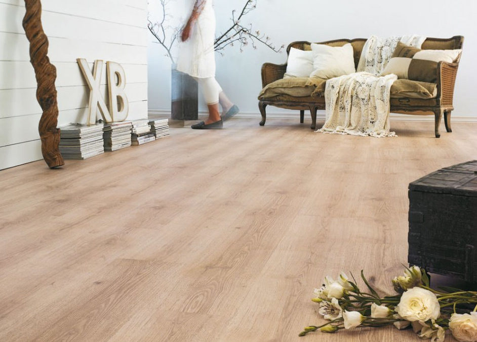 Pavimento laminato aggancio a secco